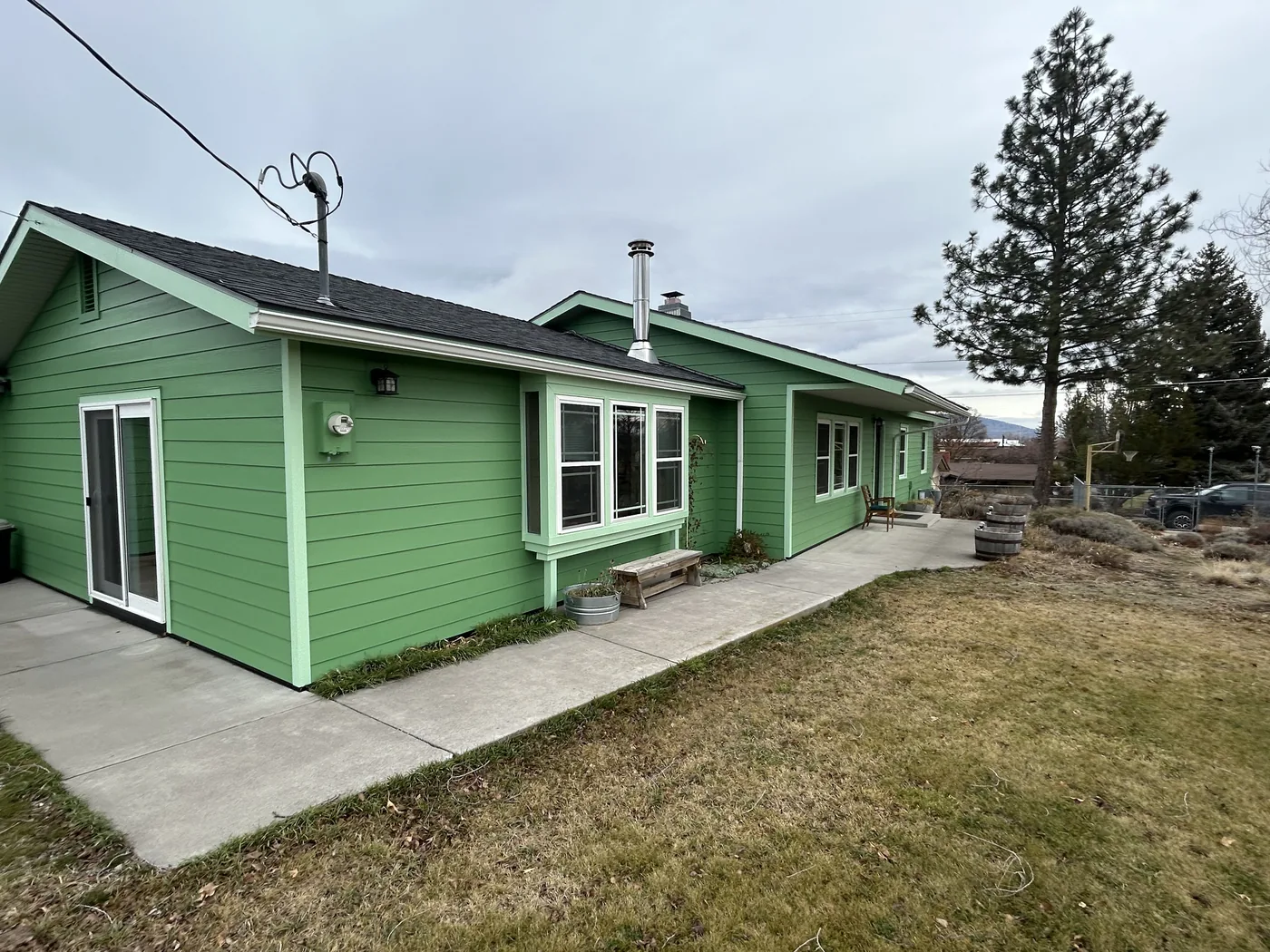 Completed siding and paint work on a second Linkville customer home