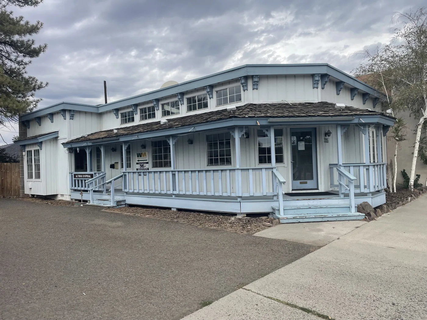 Before photo of an Alturas roofing project by Linkville Roofing and Siding