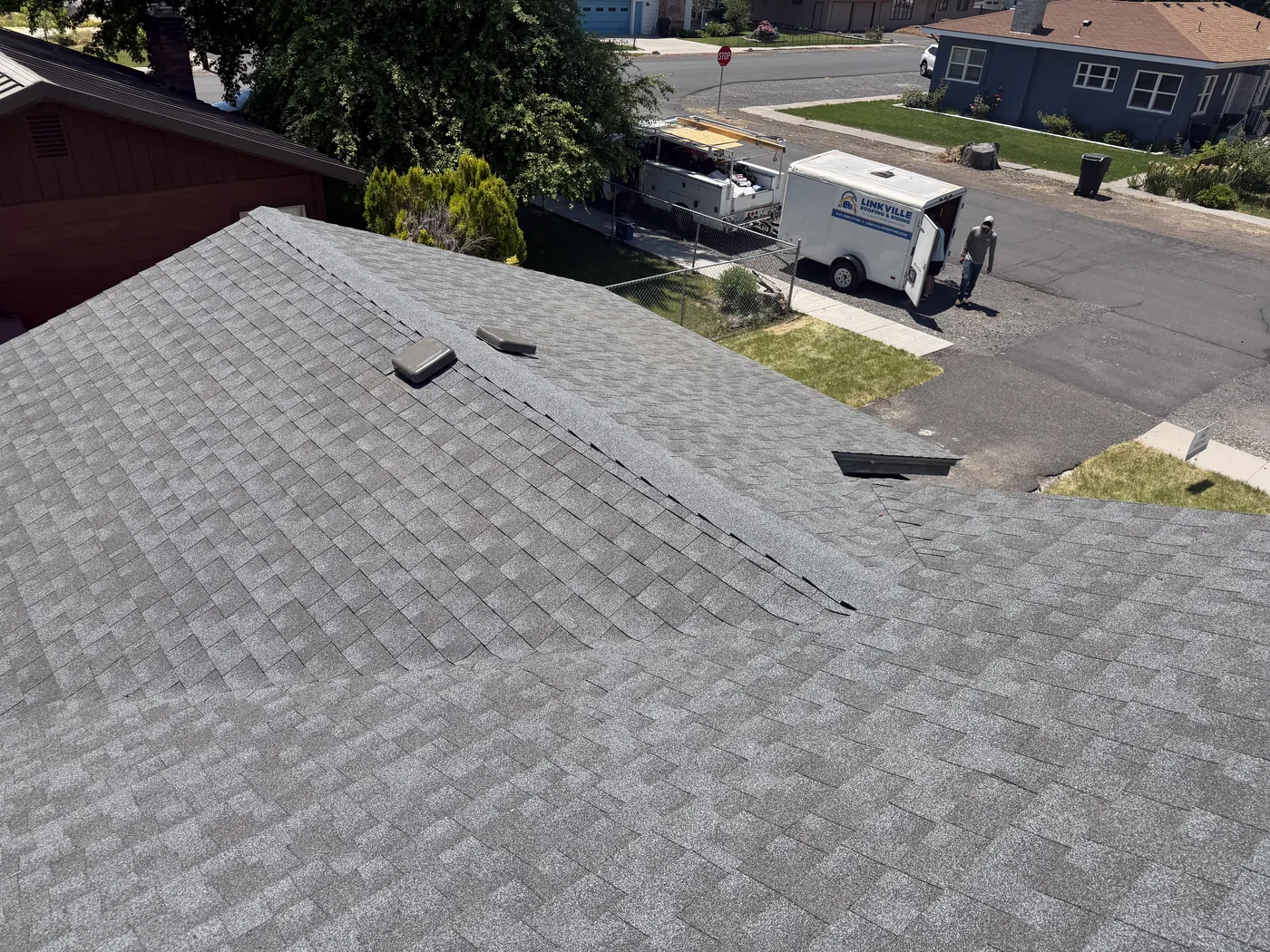Completed Tulelake shingle roofing project by Linkville Roofing and Siding