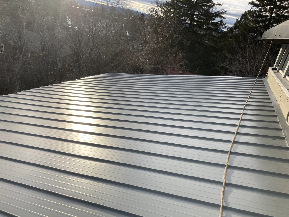 After photo of completed metal roofing work by Linkville Roofing and Siding